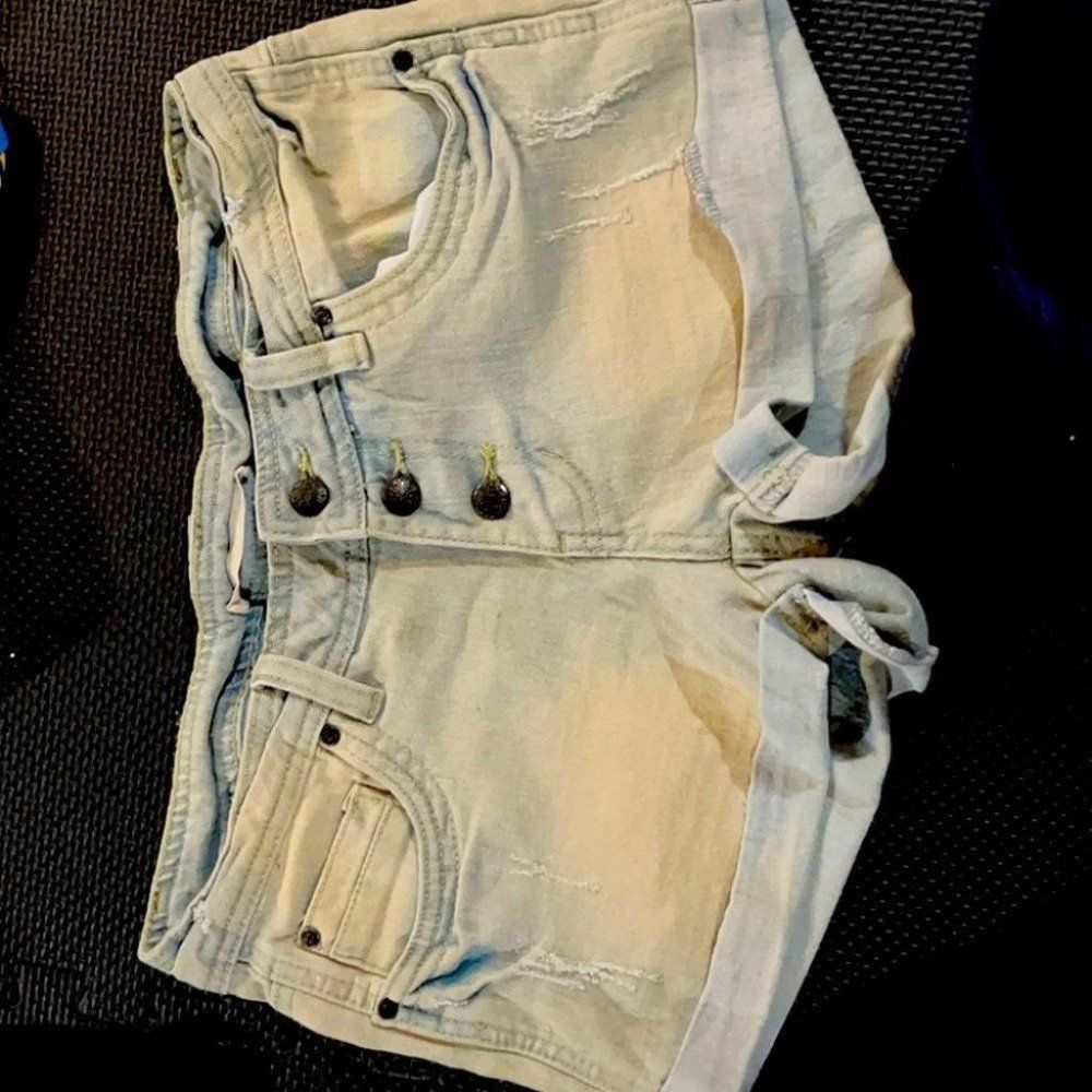 Denim shorts 